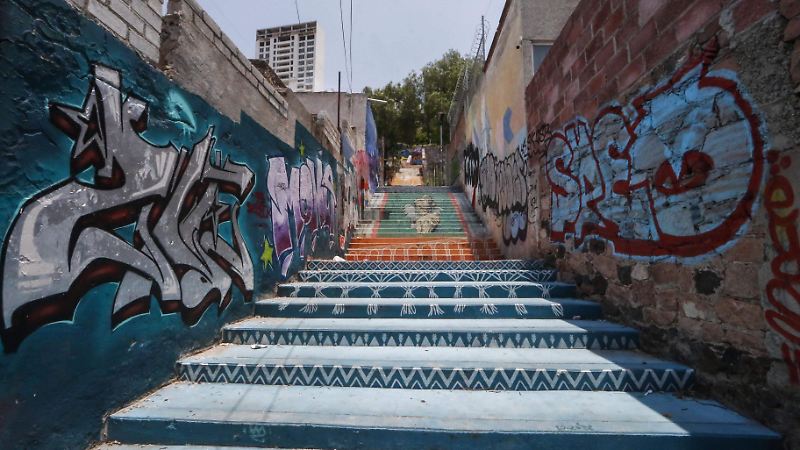 Dos Visiones un Mismo Espacio / Murales Hércules